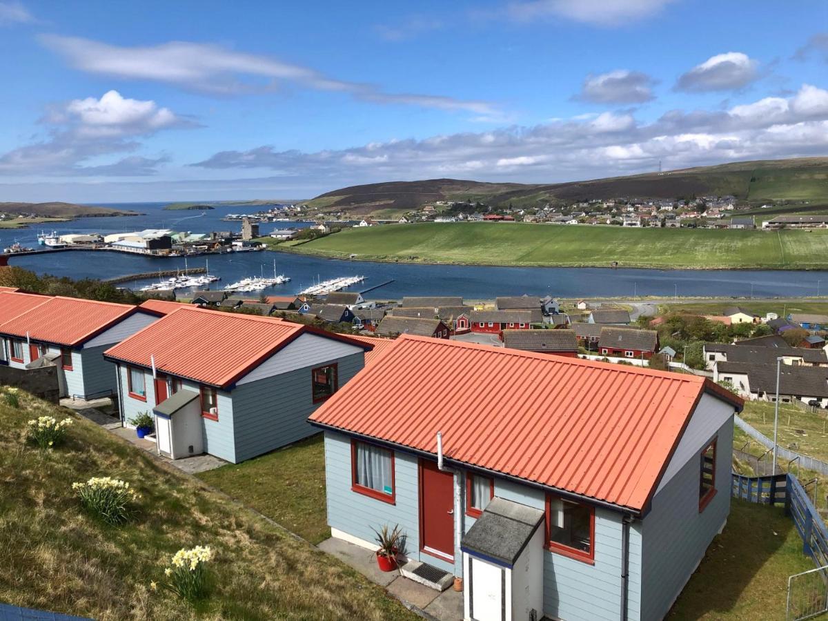 Easterhoull Chalets Scalloway Стая снимка
